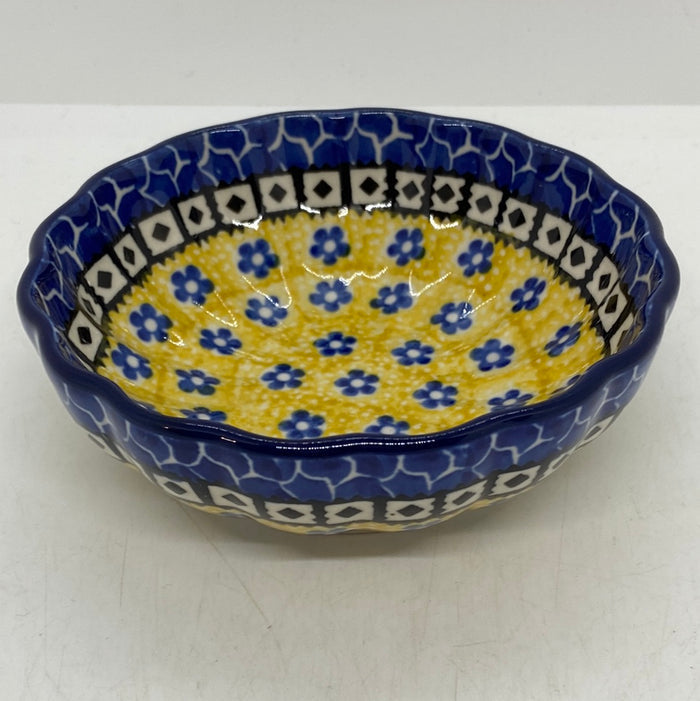 023 ~ Bowl ~ Scalloped ~ 4.5" ~ 0859X -T3*