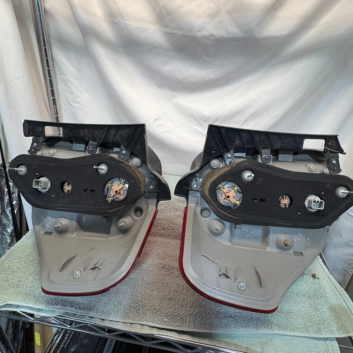 2013 Toyota 4-Runner taillights (SET)