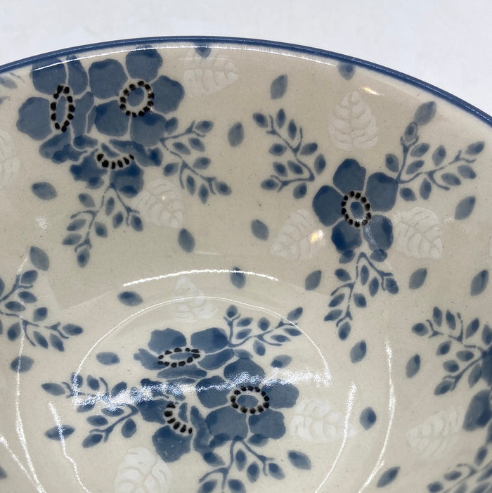 556 ~ Bowl ~ Nesting 5"W ~ 2374* - T3!