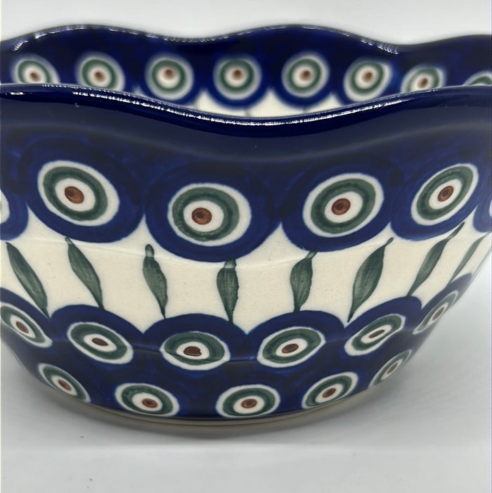 691 ~ Bowl ~ Wavy Edge ~ Small ~ 8" ~ 0054X ~ T3!