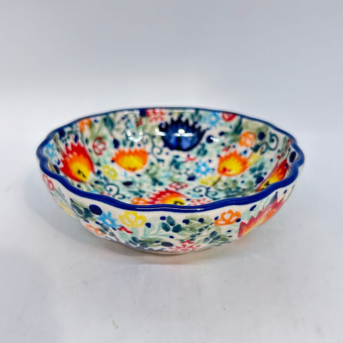 Scalloped Dish - GP25