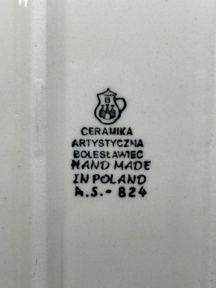 584 ~ Scalloped Tray ~ 6" x 13" ~ 1958X - T4!