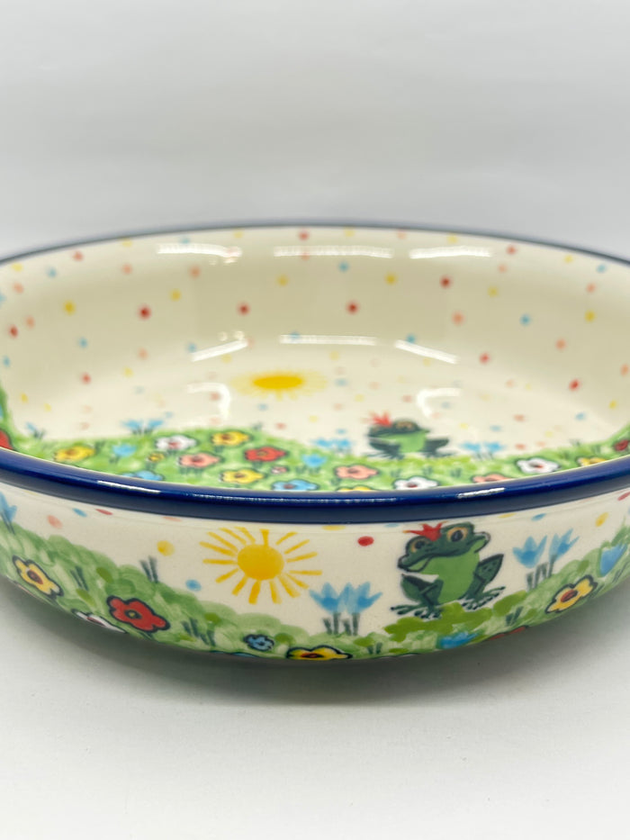 Baker ~ Round w/ Handles ~ 8 inch ~ U4877 ~ U6*