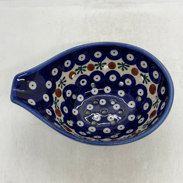 A506 Colander - D24