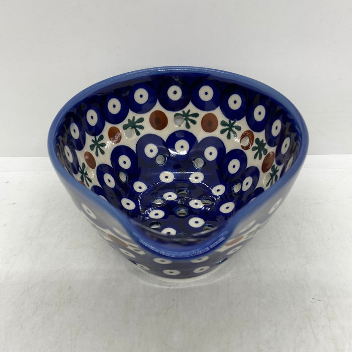 A506 Colander - D24