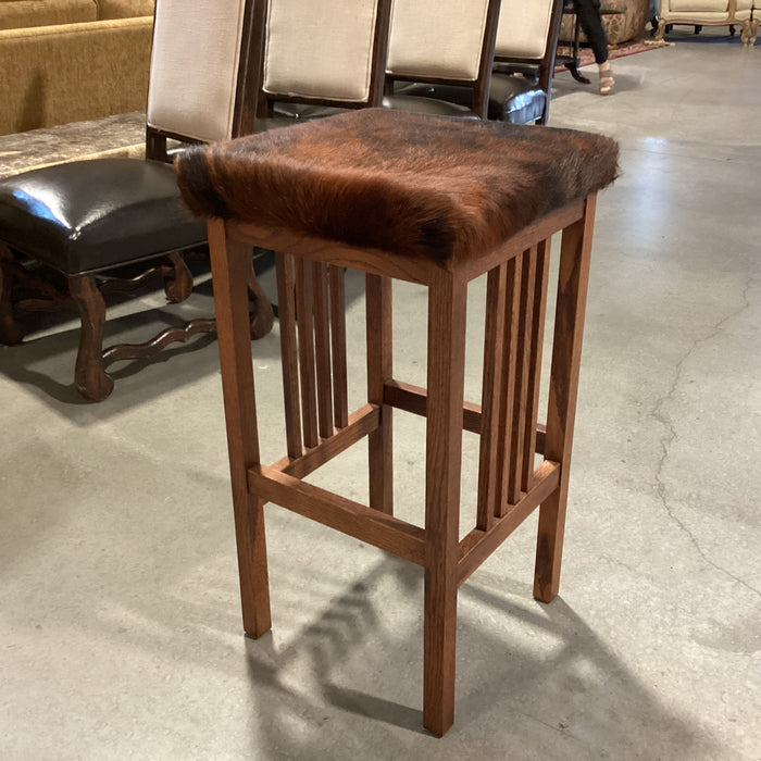 Amish Mission Style Oak with Black & Brown Cowhide Barstool 32"