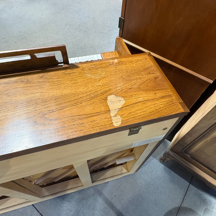 Antique Baldwin Upright Console Piano, Oak Finish 58"X 25"X 39"