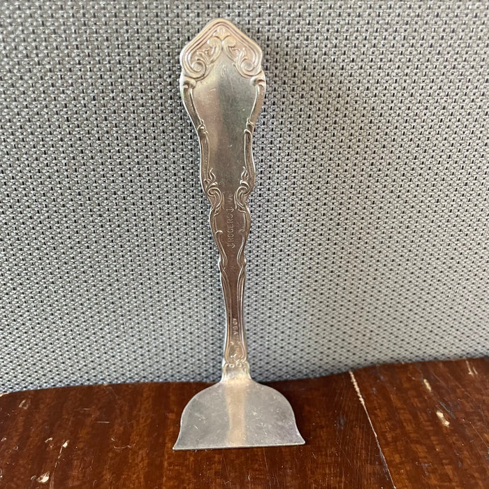 Antique Rogers AA "Alhambra" Silverplate Baby Food Pusher Made 1907, 4"