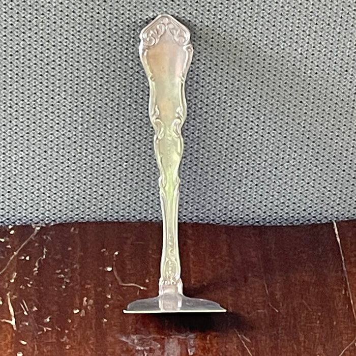 Antique Rogers AA "Alhambra" Silverplate Baby Food Pusher Made 1907, 4"