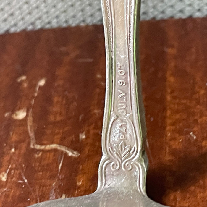 Antique Rogers AA "Alhambra" Silverplate Baby Food Pusher Made 1907, 4"