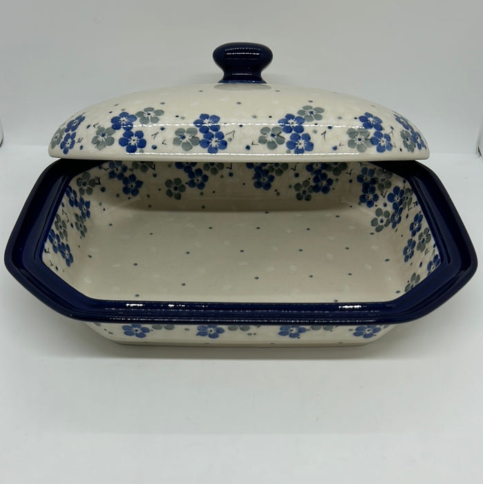Baker ~ Covered Casserole ~ 8"W x 10.25"L ~ 2381X ~ T4!