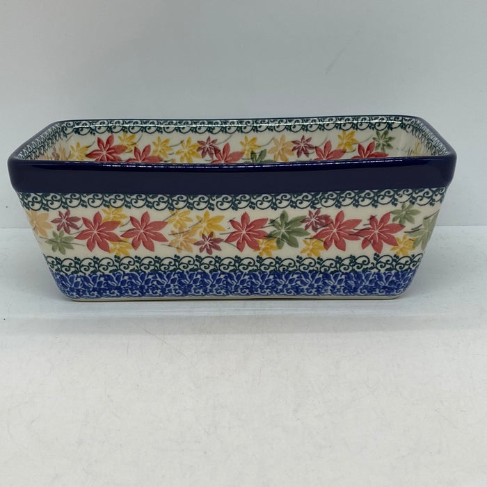 Baker ~ Loaf Pan ~  8”L x 4.5”W x 3”H - 2533X - T4*
