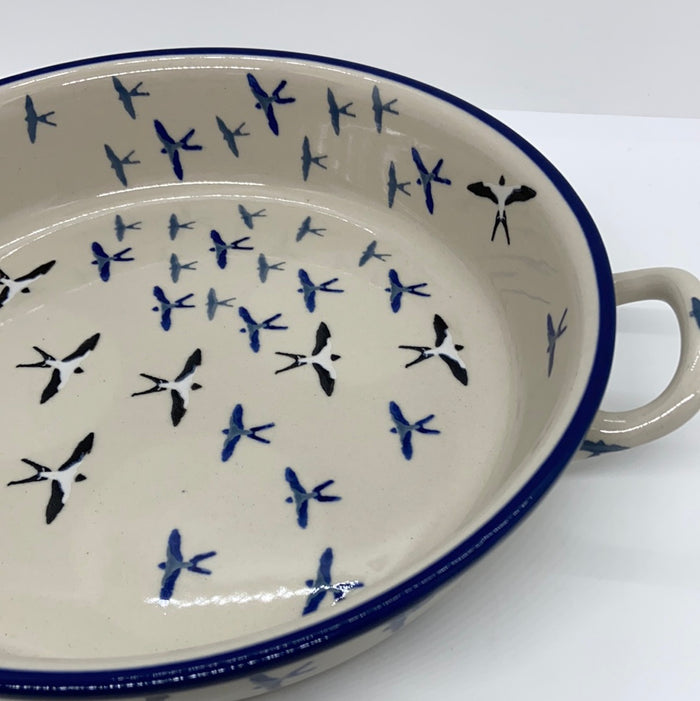 Baker ~ Round w/ Handles ~ 9 inch ~ U4832