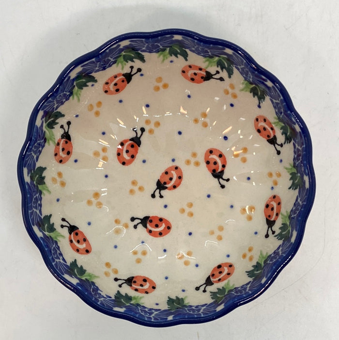 Bowl ~ Scalloped ~ 4.5 inch ~ 1759X- T3*