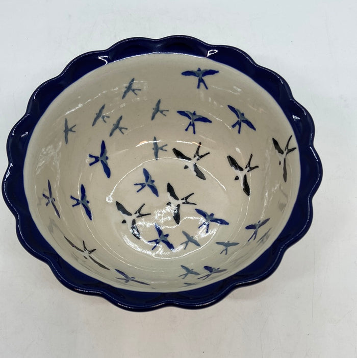 Bowl ~ Scalloped Edge ~ 7 inch ~ U4832 - U2