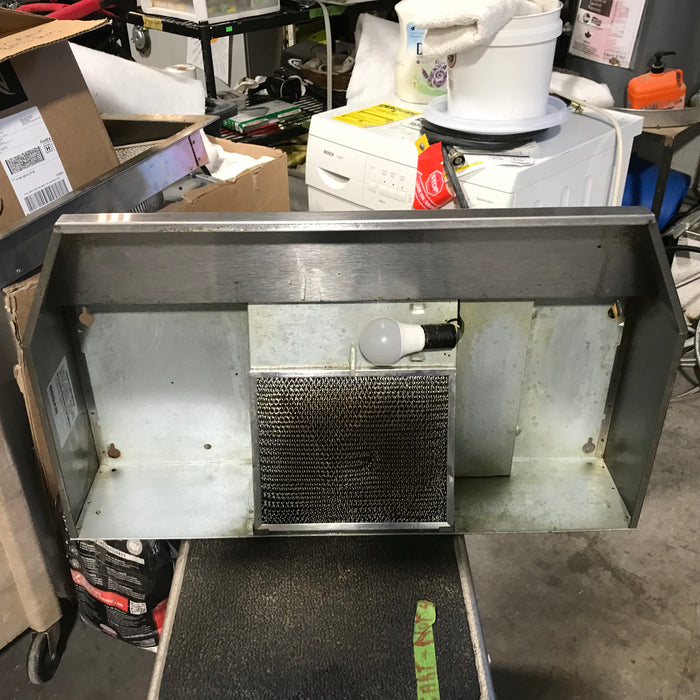 Broan 30" Stainless Steel Internal Motor Range Hood 30"x 17"x 6"