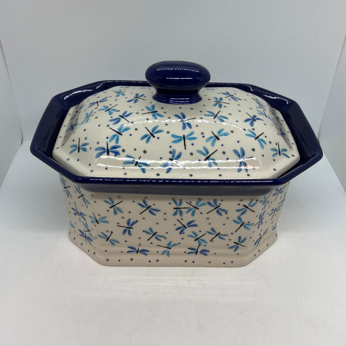Covered Container ~ 4"H x 7"W x 9" L ~ 2536X