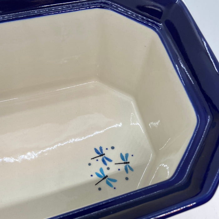 Covered Container ~ 4"H x 7"W x 9" L ~ 2536X