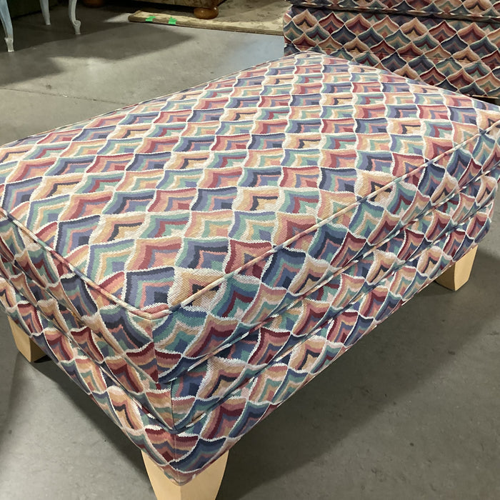 Ethan Allen Blue Red Pink Green Fan Design Ottoman 34"x 22"x 17"