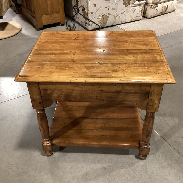 Ethan Allen Distressed Carved Wood 1 Drawer Bottom Shelf End Table 22"x 28"x 25"