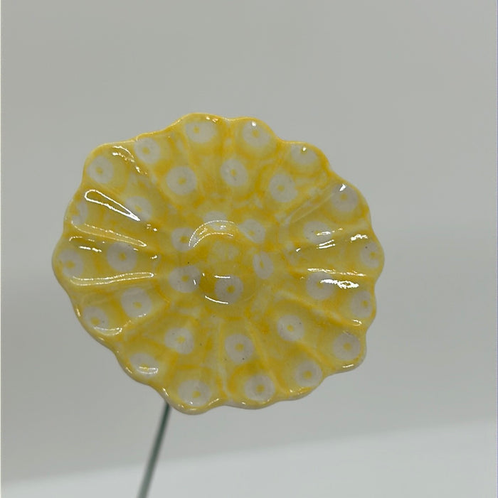 Flower on longer Metal stick - MZ1