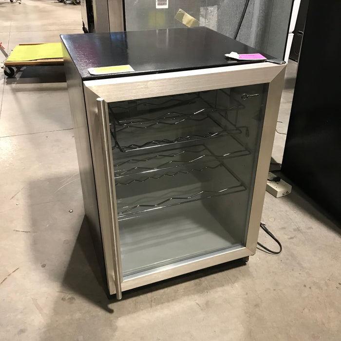 GE Monogram 24" Stainless Steel, Glass Door Wine Cooler 24"x 24"x 34"