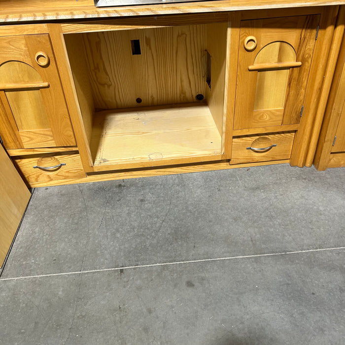Golden Pine 4 Piece Kitchen Cabinet Set with Hood