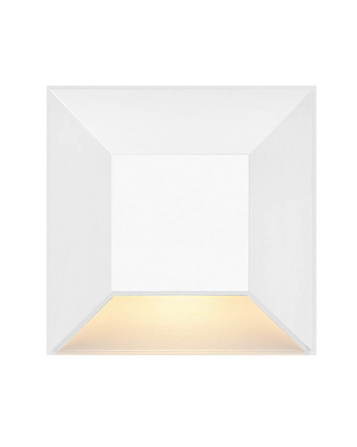 Hinkley Nuvi Square Outdoor Deck Sconce