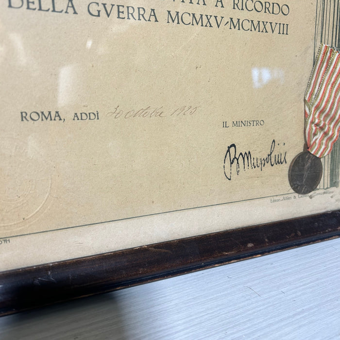 Italy Italian 1920 WW1 Remembrance Medal & Document 14"x 19.5"