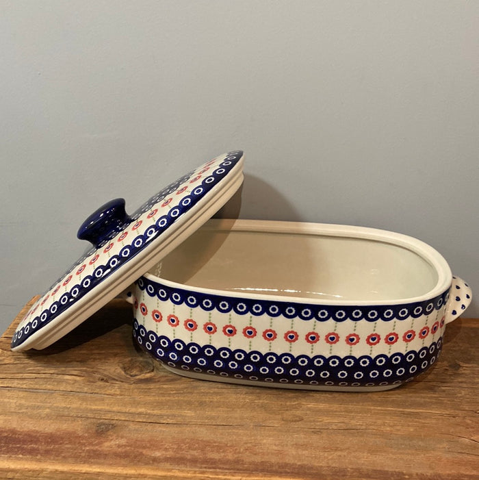 Large Oval Covered Baker ~ PS03