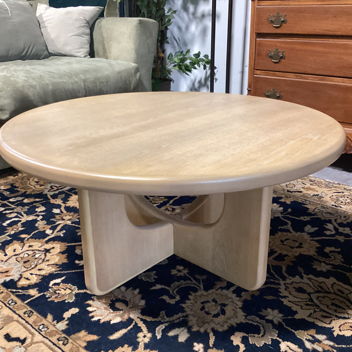 Light Oak Veneer Round Coffee Table 36" Diameter x 17"