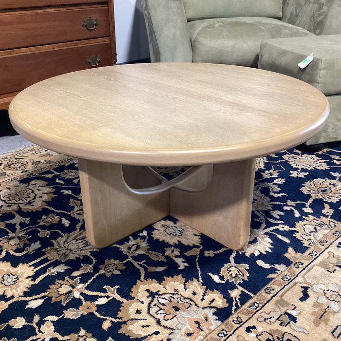 Light Oak Veneer Round Coffee Table 36" Diameter x 17"