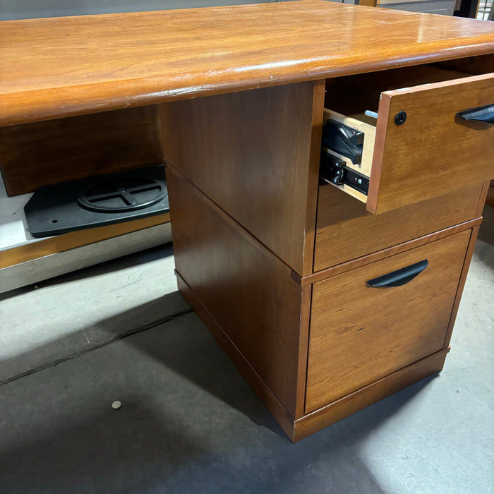 Lizell Quality Furniture Cherry Wood 5 Drawer Desk 60"x 25"x 29"