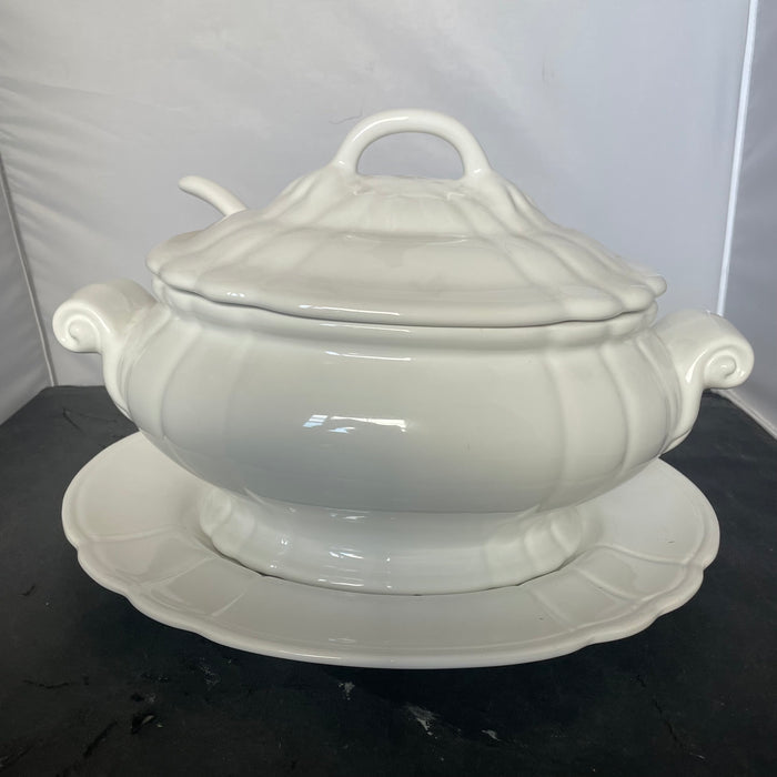 Loucarte Vintage Glossy White Ceramic Soup Tureen with Under Plate and Ladle, Made in Portugal