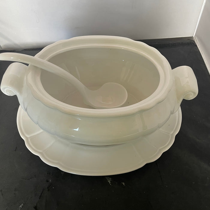 Loucarte Vintage Glossy White Ceramic Soup Tureen with Under Plate and Ladle, Made in Portugal