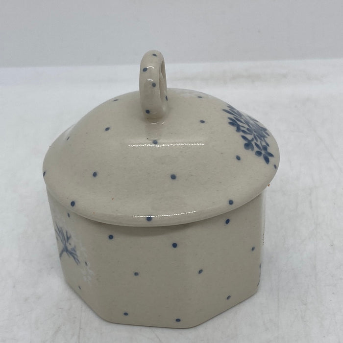 Mini Pretzel Box ~ Small - 2812 - T3!