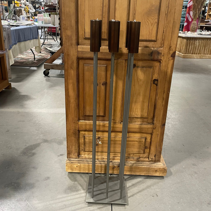 Modernist Kinetic Harry Bertoia Style Metal Floor Candelabra, 9"x 9"x 38"