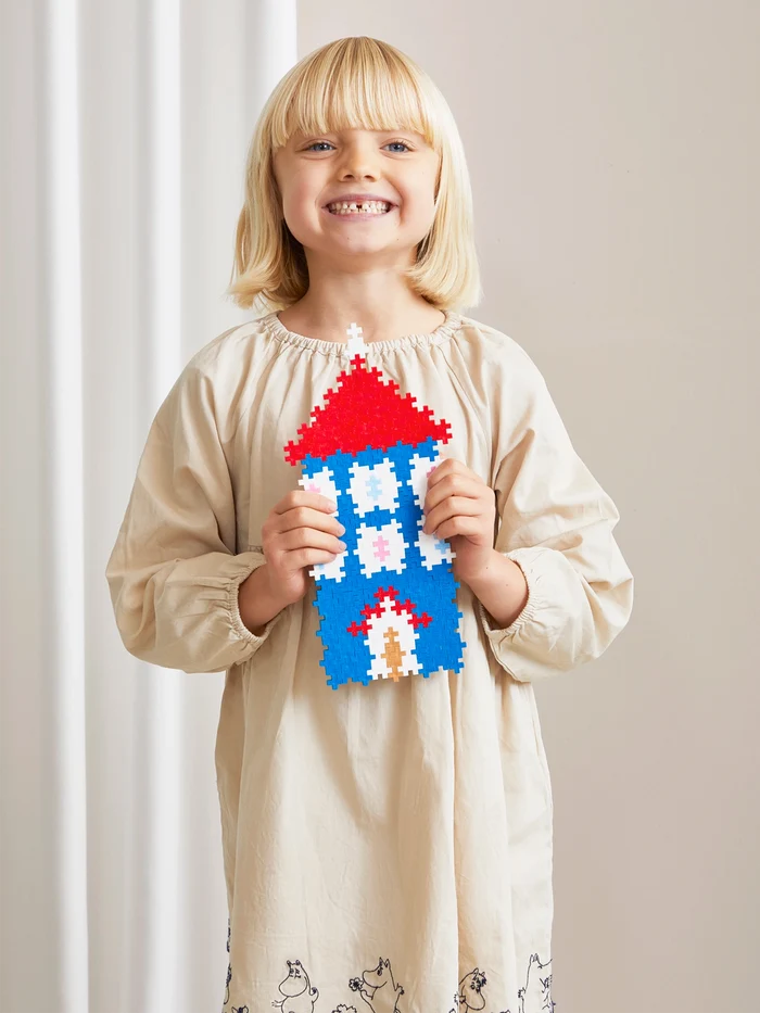 Moomin House with 3D Characters - Puzzle by Number - 275 pcs