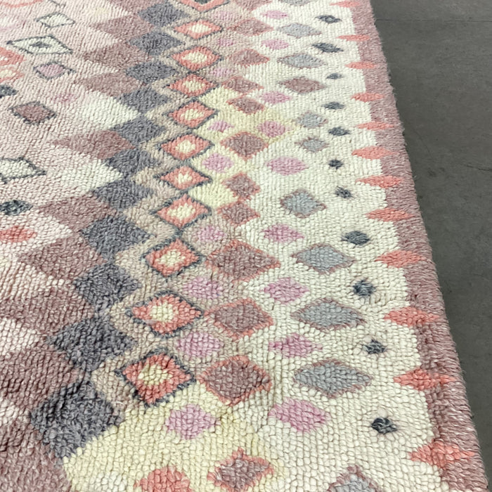 Opal House Cream Coral Pink & Grey Diamond Pattern Wool Rug 7'x 10'