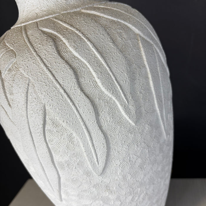 Post-Modern Cream Plaster Banana Leaf Table Lamp 9” Diameter x 19”
