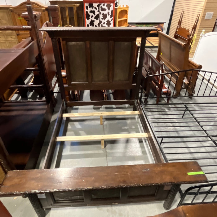 Queen Solid Dark Finish Wood Log Style Bed Set With Metal Clad Accents 77"x 91.5"x 72"