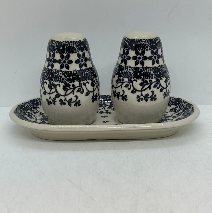 Salt and Pepper ~ 3.25 inch ~ 2316 - T1