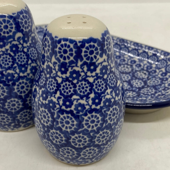 Salt and Pepper ~ 3.25 inch ~ 2615X - T3!