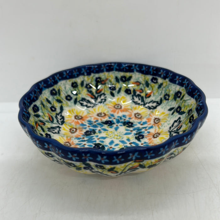 Scalloped Dish - WK80