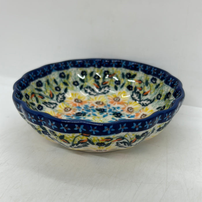 Scalloped Dish - WK80