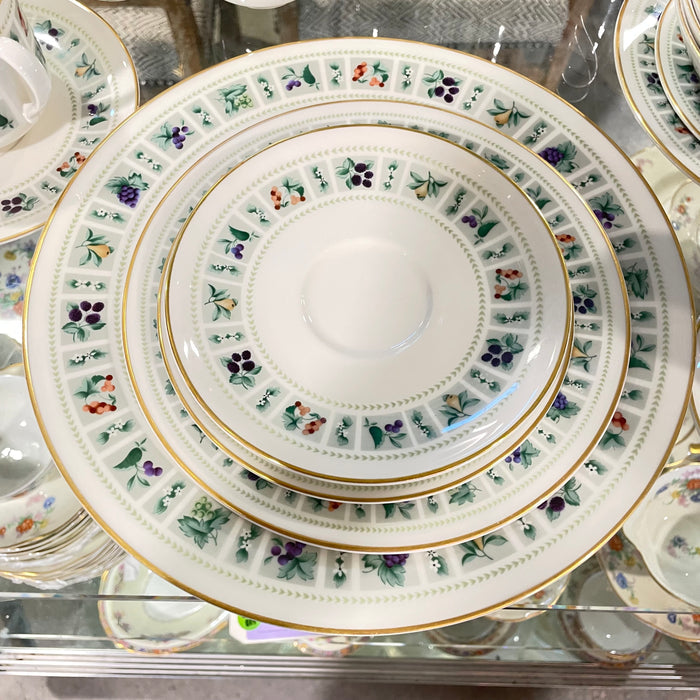 Set of 88 Vintage Royal Doulton Tapestry Bone China Dinnerware, Made in England