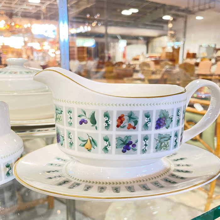 Set of 88 Vintage Royal Doulton Tapestry Bone China Dinnerware, Made in England