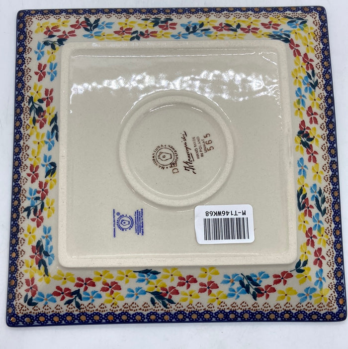 Square Plate ~ 9 inch ~ WK68