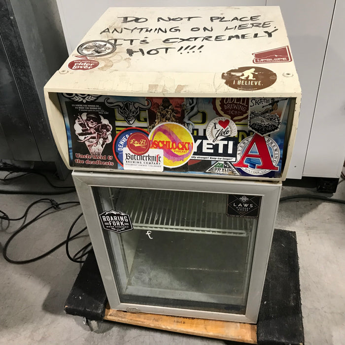 White Beverage Cooler 18.5"x 19"x 32"